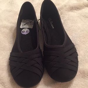 NWT C L Laundry size 8 1/2 stretchy black shoes